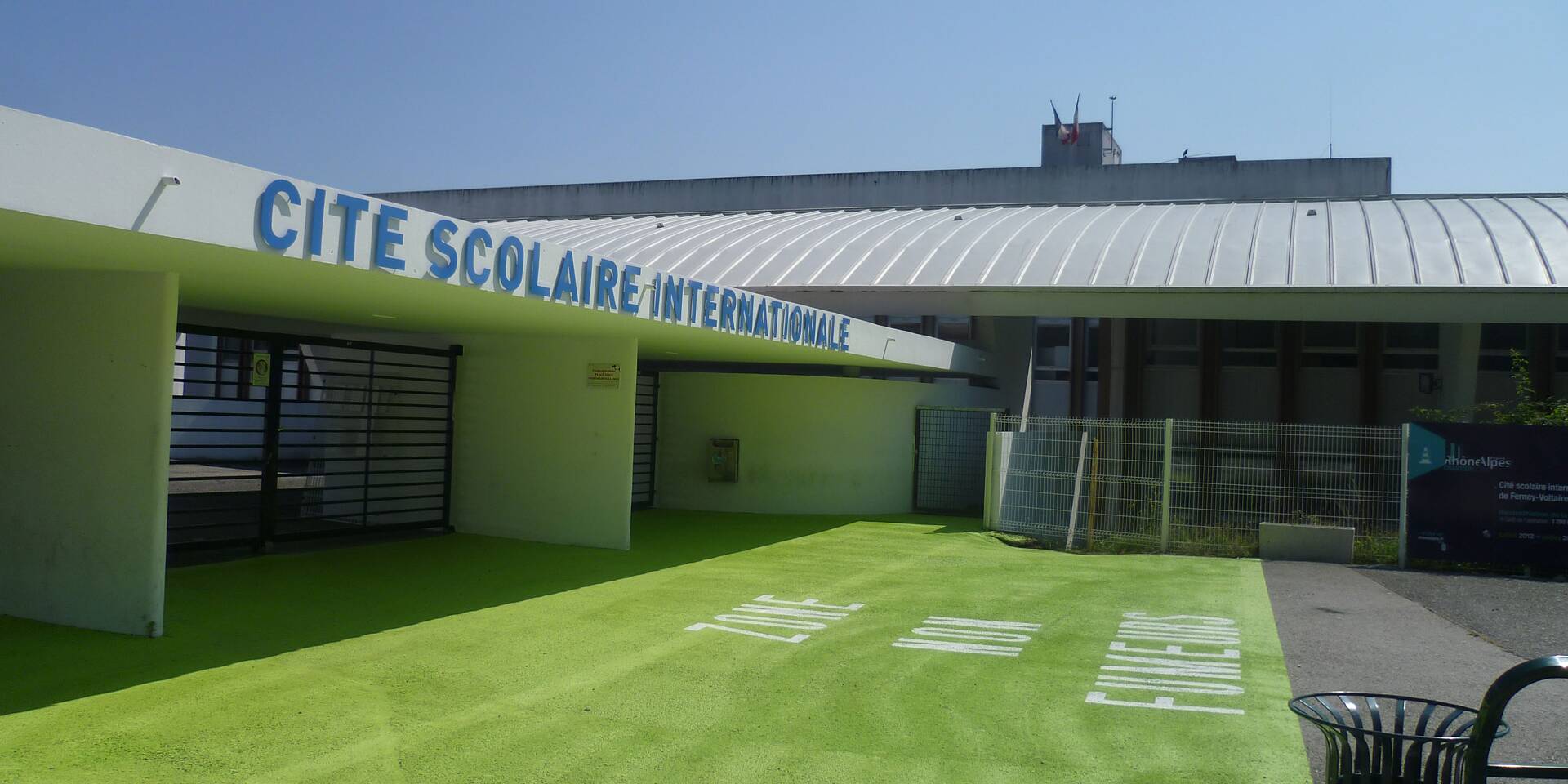 Lycée International FerneyVoltaire PASCHInitiative Lycée International FerneyVoltaire PASCHInitiative