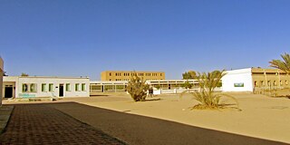 Gebäude des Lycée Douz in Kebili, Tunesien
