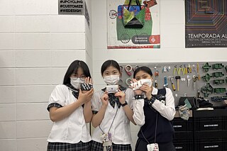 PASCH-Schülerinnen beim Workshop mit Nukak in Seoul