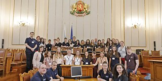 Schüler*innen des Natsionalna finansovo-stopanska gimnasija Sofia