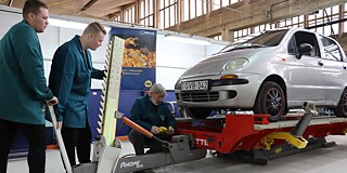Schüler an der Győri SZC Lukács Sándor Járműipari és Gépészeti Technikum és Kollégium