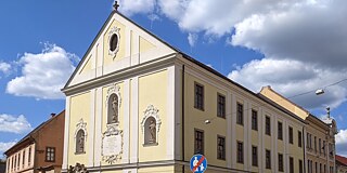 Gebäude des Egri Dobó István Gimnázium