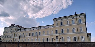 Gebäude des Scuola Internazionale A. Spinelli in Turin