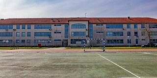 Gebäude der Srednja škola Ban Josip Jelačić
