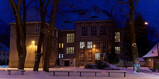 Gebäude des V Liceum Ogólnokształcące im. Stefana Żeromskiego in Danzig