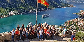 Schüler*innen des Max-Planck-Gymnasiums in der montenegrinischen Stadt Kotor