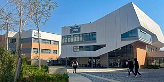 Gebäude der Chugim High School Haifa