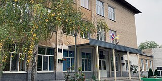 Gebäude der Munizipalen Schule Nr. 61 A. J. Morosov in Orenburg