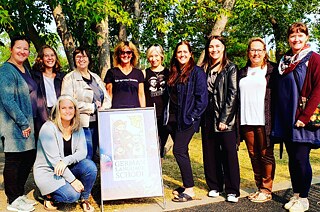 Gruppenfoto der Lehrkräfte an der German Language School Society of Edmonton
