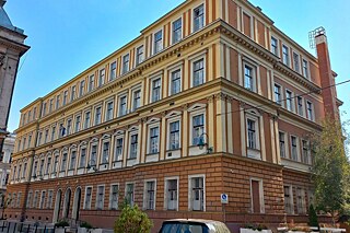 Gebäude des Ersten Gymnasiums in Sarajevo