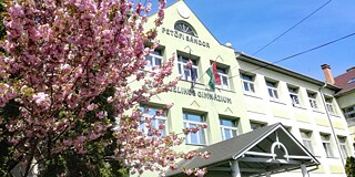 Gebäude des Mezőberényi Petőfi Sándor Evangélikus Gimnázium Kollégium és Általános Iskola
