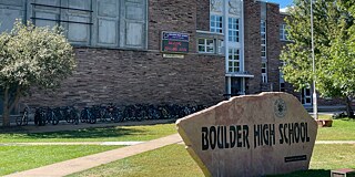 Gebäude der Boulder High School
