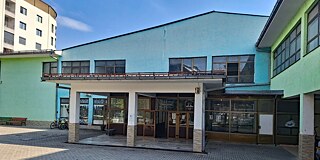 Gebäude der OOU Ismail Qemali