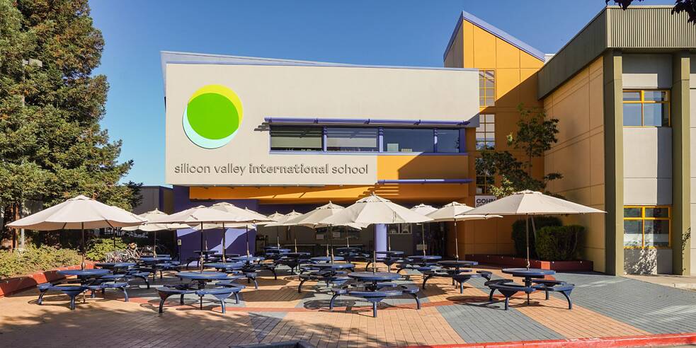 Gebäude der Silicon Valley International School