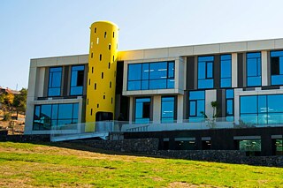 Gebäude der Ayb School