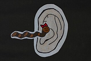 Ein gezeichnetes Ohr mit einem Wurm auf einem dunkelgrauen Hintergrund