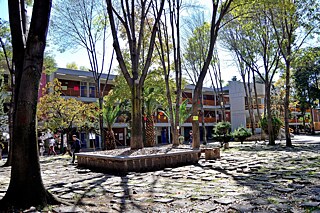 Schulhof der Escuela Nacional Preparatoria Plantel