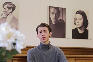 Leon sitzt im Justizpalast München