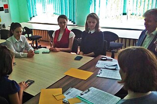 Fit-Prüfung an der Schule Nr. 2 in Borisov