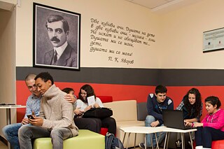 Schüler im Aufenthaltsraum