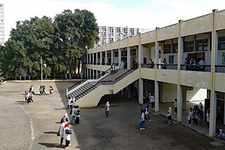 Gebäude des Lycée Aicha Oum el Mouminine