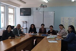 Kollegium am Akademischen Lyzeum Shayhontohur der UWED