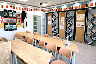 Klassenzimmer der Tianjin Foreign Languages School