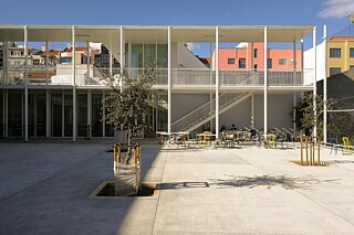 Gebäude der Escola Secundária de Camões