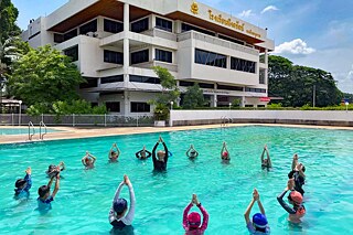 Sportunterricht an der Pingkarattana School