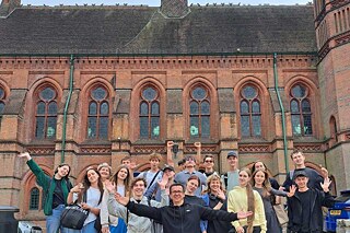 Lernende des Mariupol-Lyzeums der Stadt Kyjiw