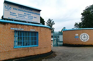 Schuleingang zum Lycée du Saint-Esprit