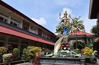 Schulgebäude SMA Negeri 4 Denpasar