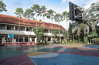 Sportplatz der SMA Negeri 5 Malang