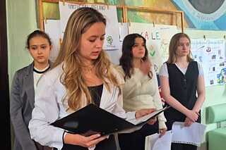 Unterricht am T.-H.-Schewtschenko-Lyzeum in Uschhorod