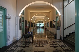 Gebäude der SMA Santa Ursula Jakarta