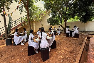 Schülerinnen des Anuradhapura Central College