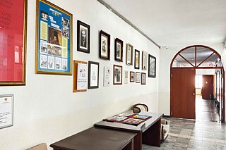 Gebäude des JU Gimnazija Stojan Cerović