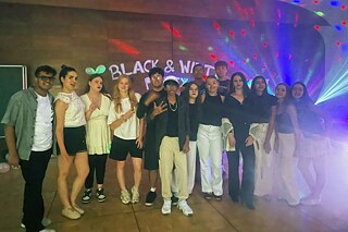 Gruppenbild auf einer Party