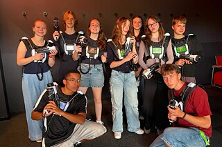 Jugendliche beim Lasertag