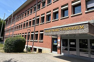 Gebäude des Franz-Marc-Gymnasiums in Markt Schwaben