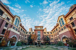 Schulhof der Wuxi Foreign Language School