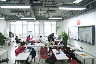 Unterricht an der Beijing Navigation School