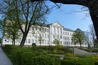 Gebäude des Gymnasiums Marienberg