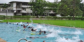 Sportunterricht am Lycée Sainte Marie de Cocody