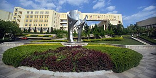 Gebäude der Nr. 2 Oberschule Qingdao