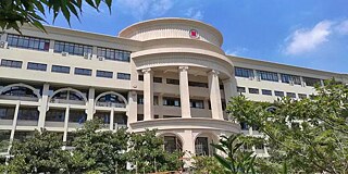 Gebäude der Shanghai Pudong Berufsbildende Schule für Internationale Angelegenheiten
