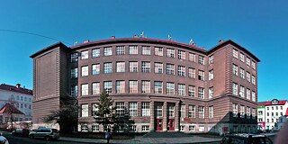Gebäude des Masarykovo Gymnasiums Plzen