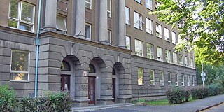 Gebäude des Ostrava Sprachengymnasiums Pavel Tigrid