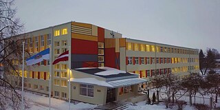 Gebäude der Juglas Mittelschule Riga