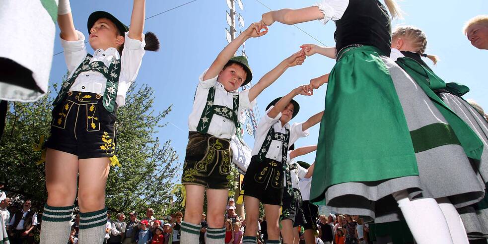 Maibaumfeier im Allgäu